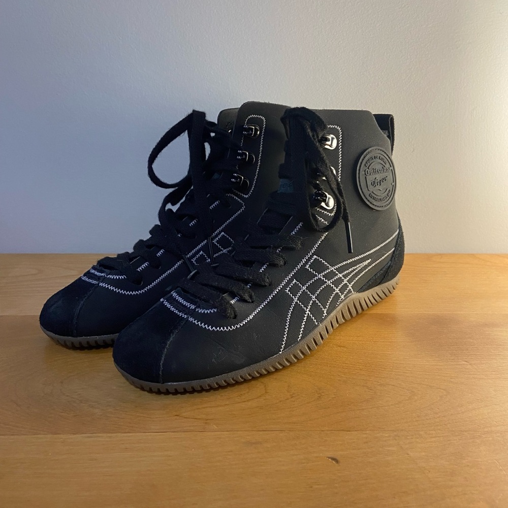 Onitsuka Tiger Black SCLAW